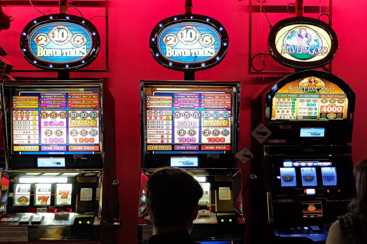 Treasures of Aztec slot game interface on link igamble247 showing reels with Aztec symbols and spin controls